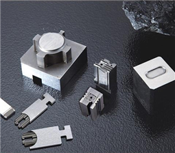 Plastic mold insert