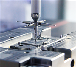 Plastic mold insert